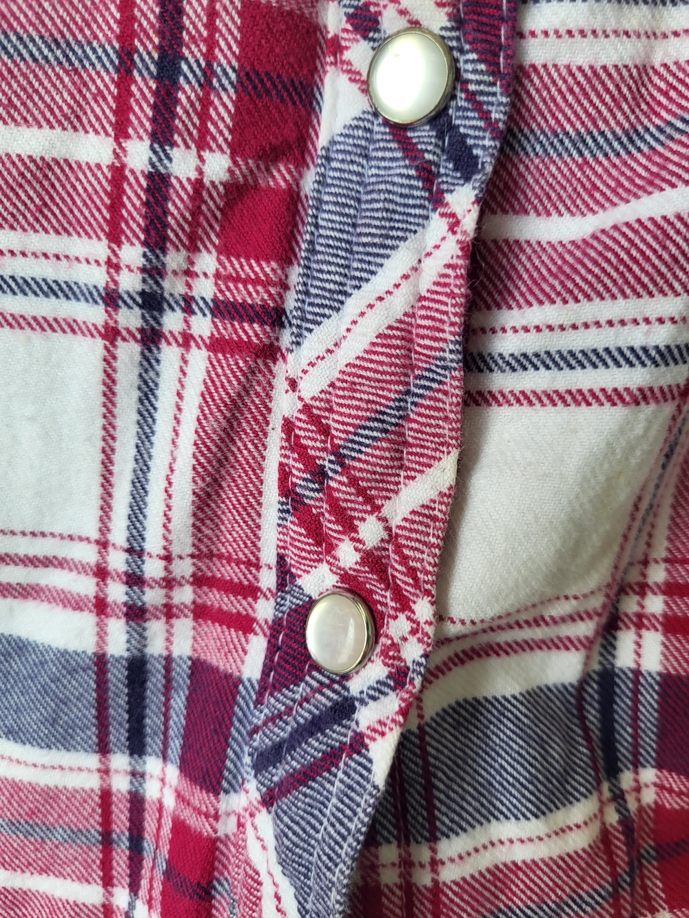 Lady Hathaway Red Plaid Button-Down Lined Cozy Countryside Shirt Jacket - Picture 3 of 14
